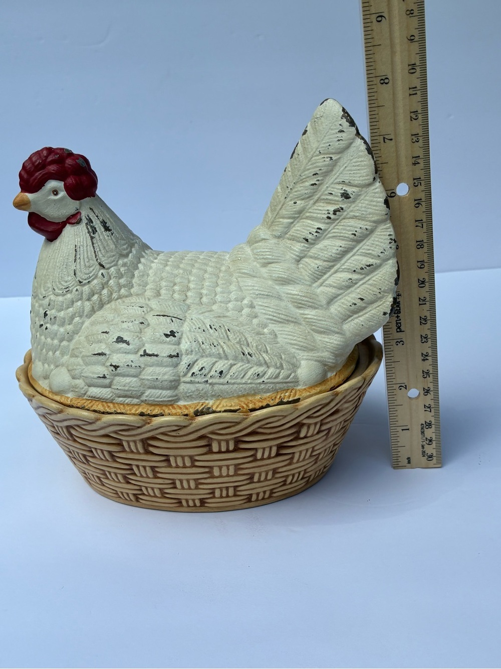 Vintage Large Ceramic Hen on Nest Covered Dish - Picture 16 of 16
